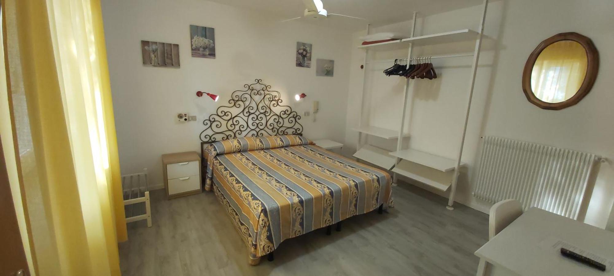 Hotel Casa Popi Malcesine Quarto foto